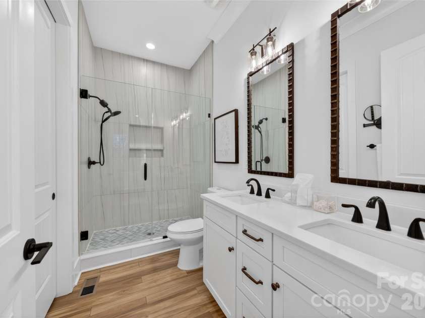 10904 Leyton Place, Charlotte, NC 28227.  MLS# CAR4380948, YatesRealty ID 25459. 