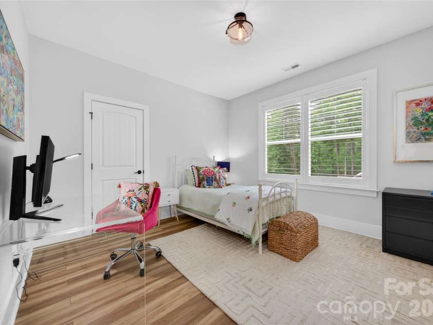 10904 Leyton Place, Charlotte, NC 28227.  MLS# CAR4380948, YatesRealty ID 25459. 