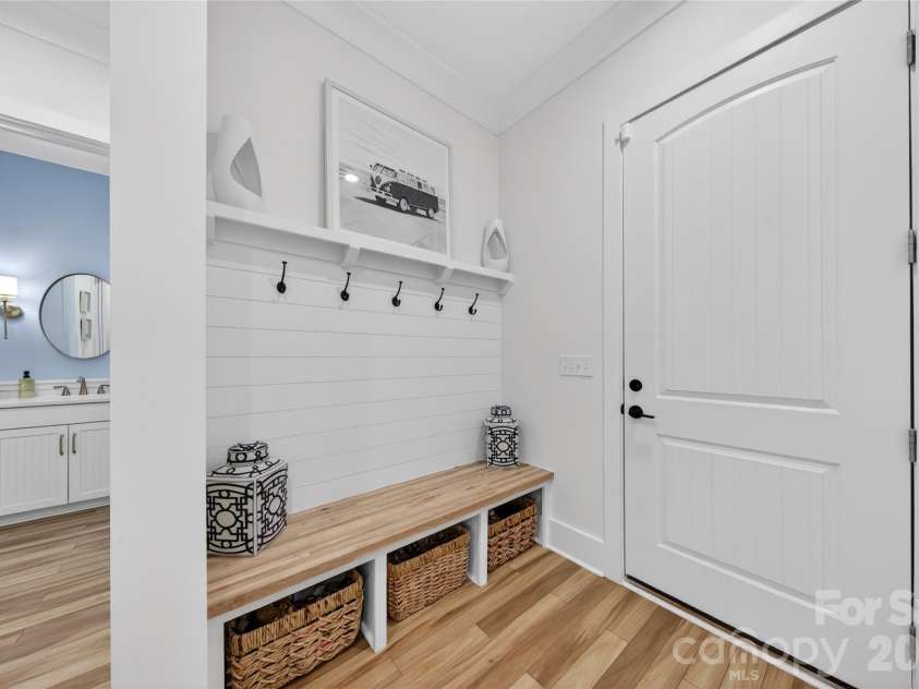 10904 Leyton Place, Charlotte, NC 28227.  MLS# CAR4380948, YatesRealty ID 25459. 