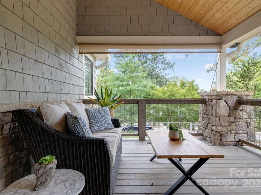 19 Albemarle Road, Asheville, NC 28801.  MLS# CAR4269476, YatesRealty ID 25459. 