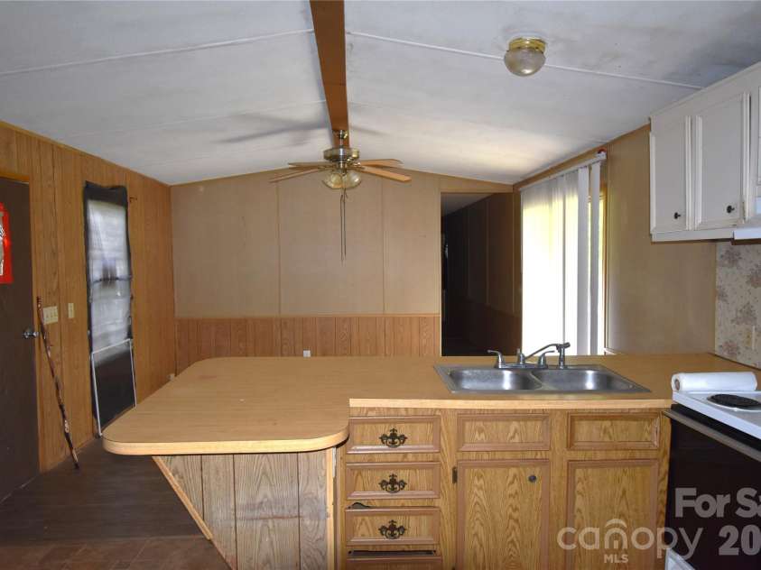 3549 Boyette Road, Lenoir, NC 28645.  MLS# CAR4379974, YatesRealty ID 25460. 