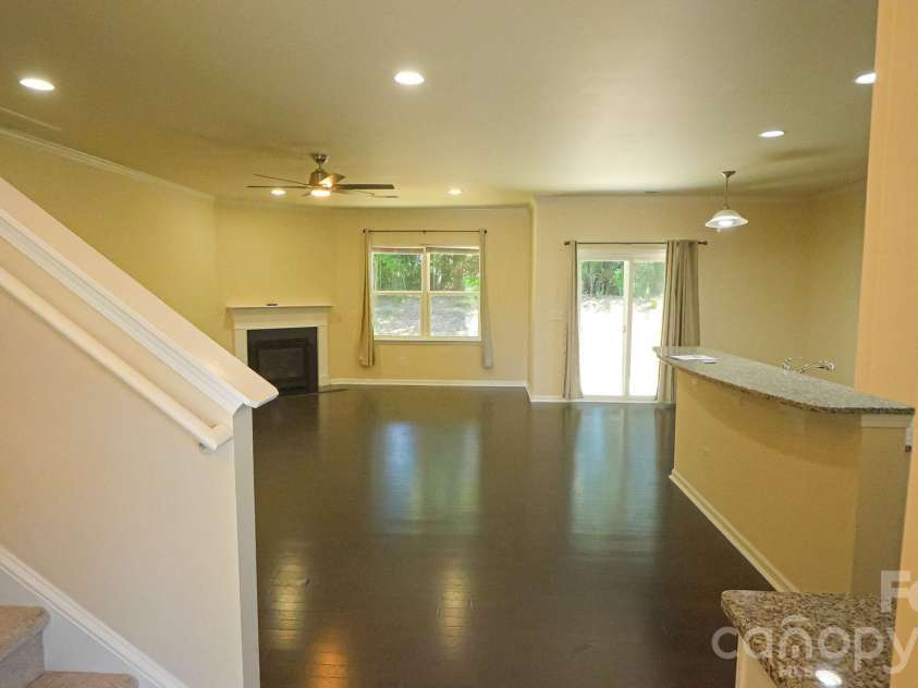 504 Twelve Oaks Lane, Fort Mill, SC 29708.  MLS# CAR4364813, YatesRealty ID 25461. 