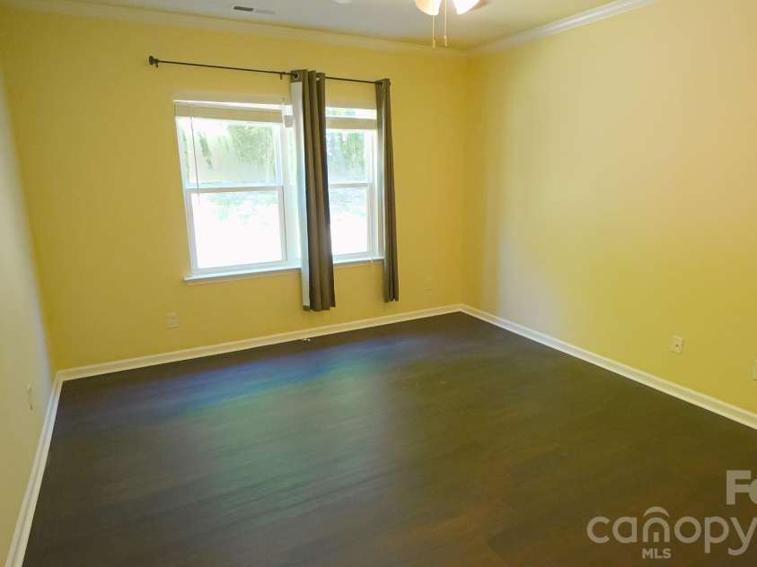 504 Twelve Oaks Lane, Fort Mill, SC 29708.  MLS# CAR4364813, YatesRealty ID 25461. 