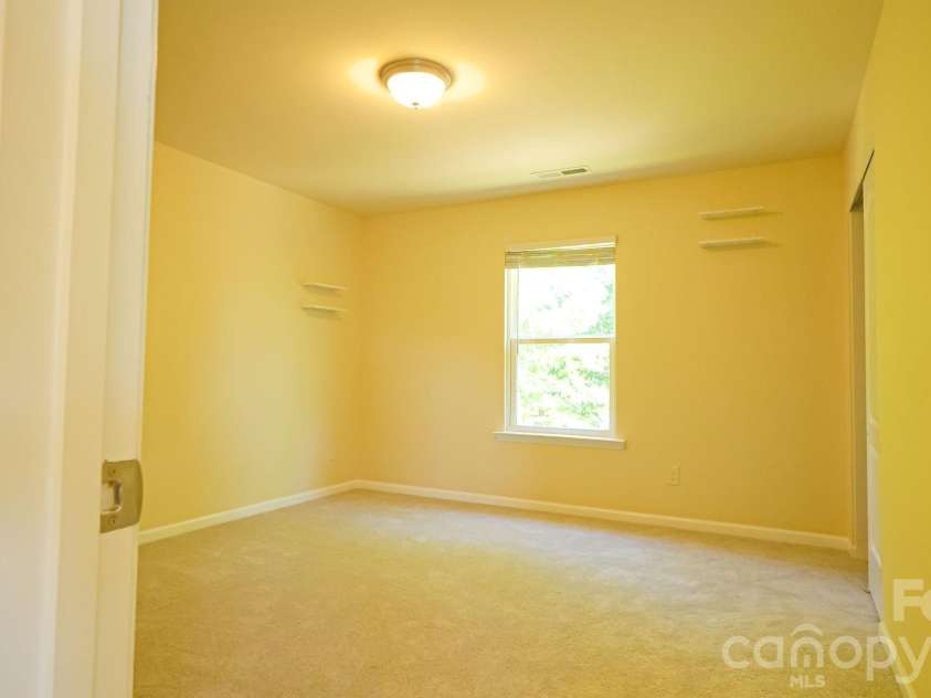 504 Twelve Oaks Lane, Fort Mill, SC 29708.  MLS# CAR4364813, YatesRealty ID 25461. 