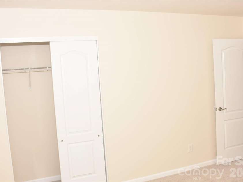 504 Twelve Oaks Lane, Fort Mill, SC 29708.  MLS# CAR4411957, YatesRealty ID 25461. 