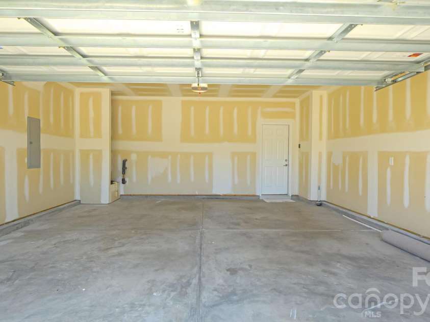 504 Twelve Oaks Lane, Fort Mill, SC 29708.  MLS# CAR4411957, YatesRealty ID 25461. 