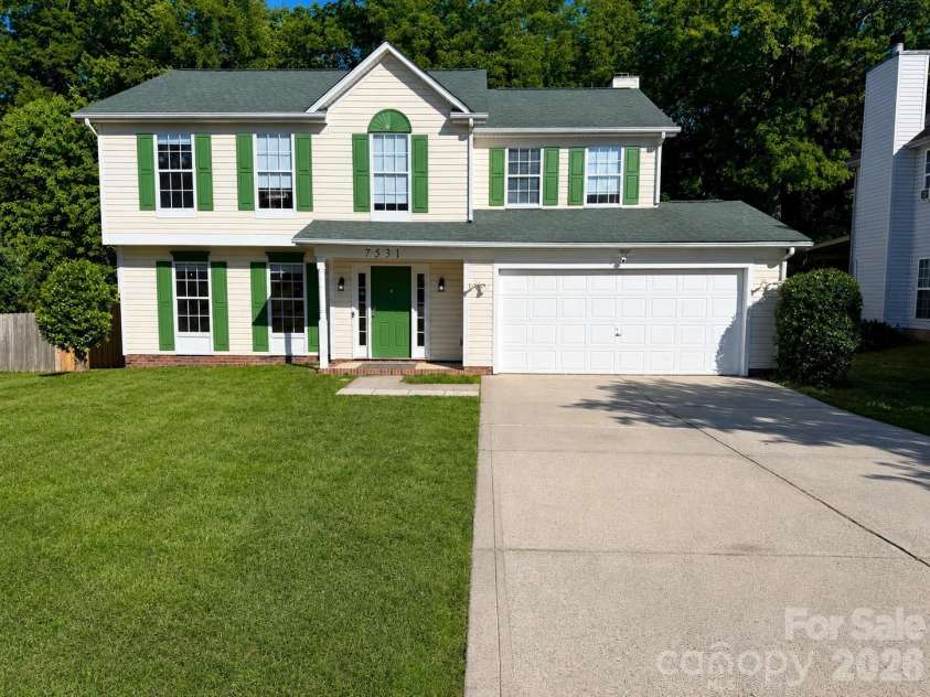 7531 Woodknoll Drive, Charlotte, NC 28217.  MLS# CAR4376583, YatesRealty ID 25463. 