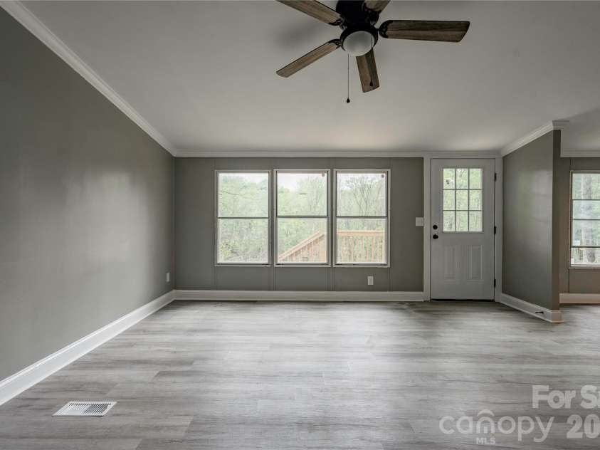 141 Knob Creek Drive, Lawndale, NC 28090.  MLS# CAR4377787, YatesRealty ID 25464. 