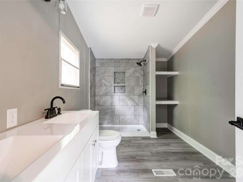 141 Knob Creek Drive, Lawndale, NC 28090.  MLS# CAR4377787, YatesRealty ID 25464. 