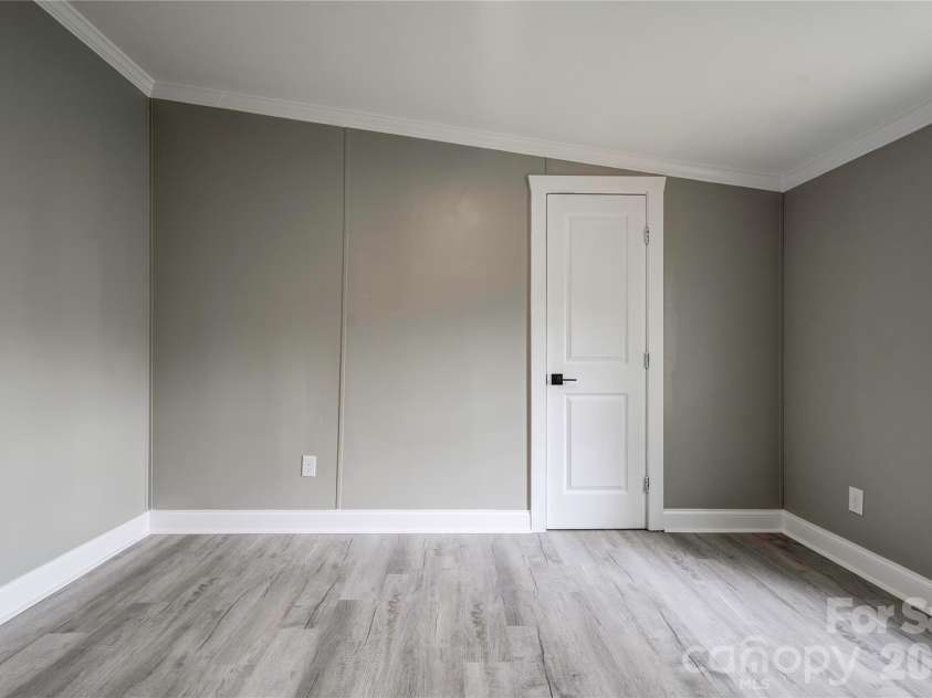 141 Knob Creek Drive, Lawndale, NC 28090.  MLS# CAR4377787, YatesRealty ID 25464. 