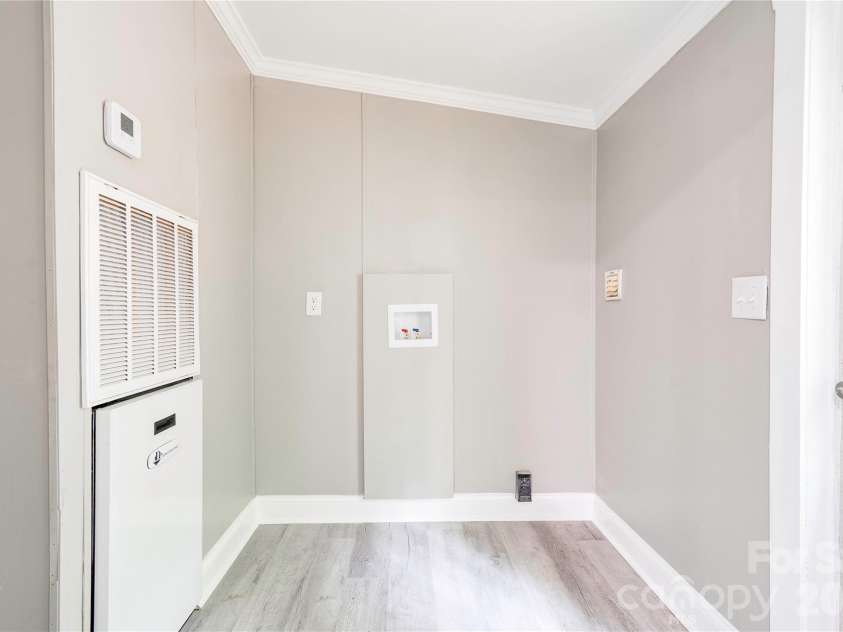 141 Knob Creek Drive, Lawndale, NC 28090.  MLS# CAR4377787, YatesRealty ID 25464. 