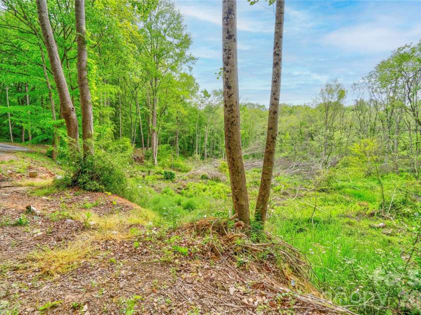 141 Knob Creek Drive, Lawndale, NC 28090.  MLS# CAR4377787, YatesRealty ID 25464. 