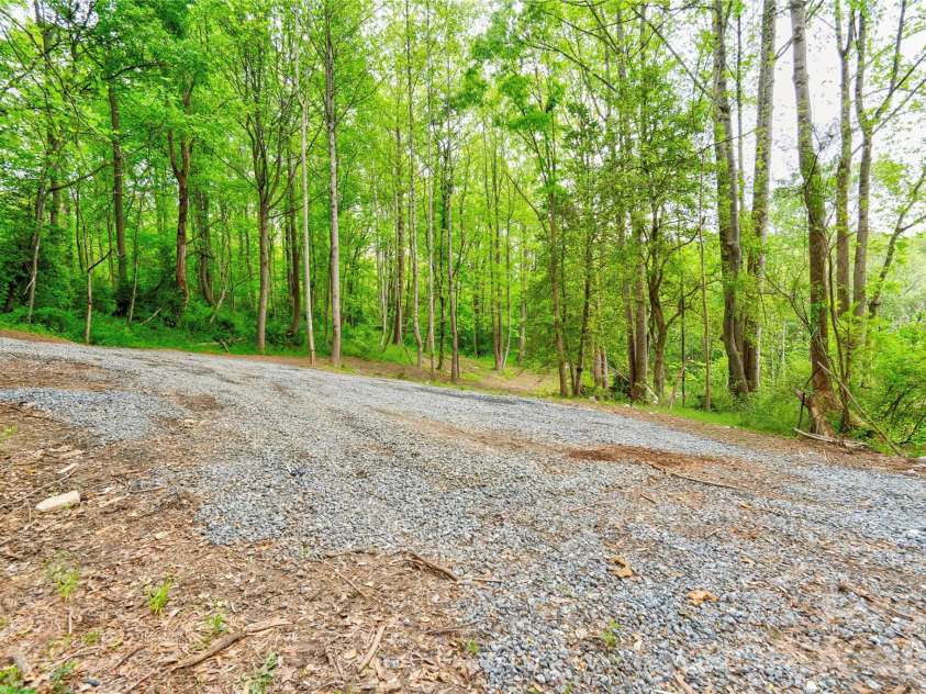 141 Knob Creek Drive, Lawndale, NC 28090.  MLS# CAR4377787, YatesRealty ID 25464. 