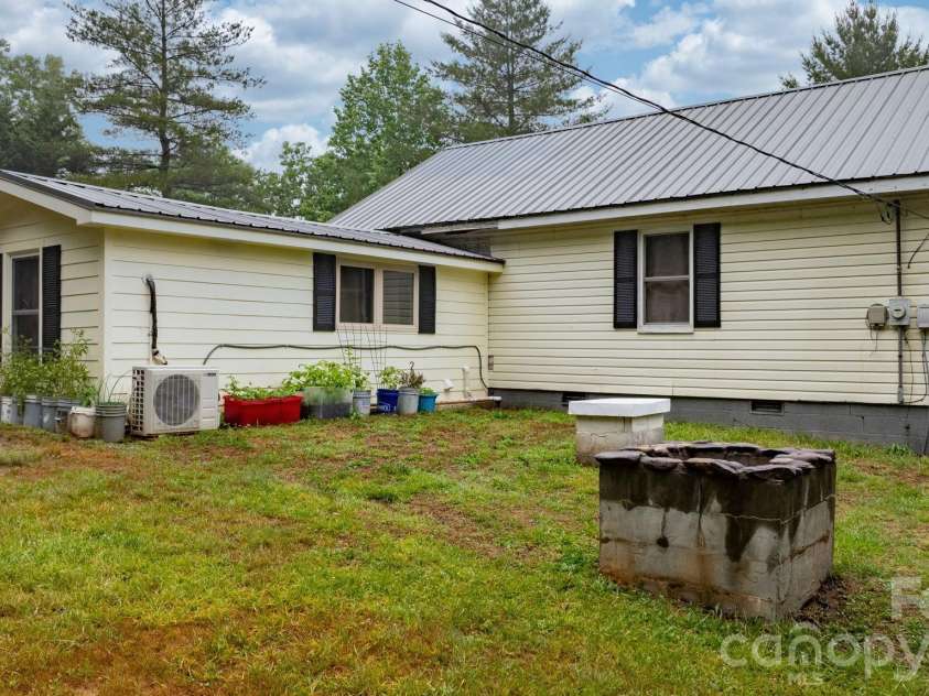 2990 Old NC 18 None, Morganton, NC 28655.  MLS# CAR4385548, YatesRealty ID 25466. 