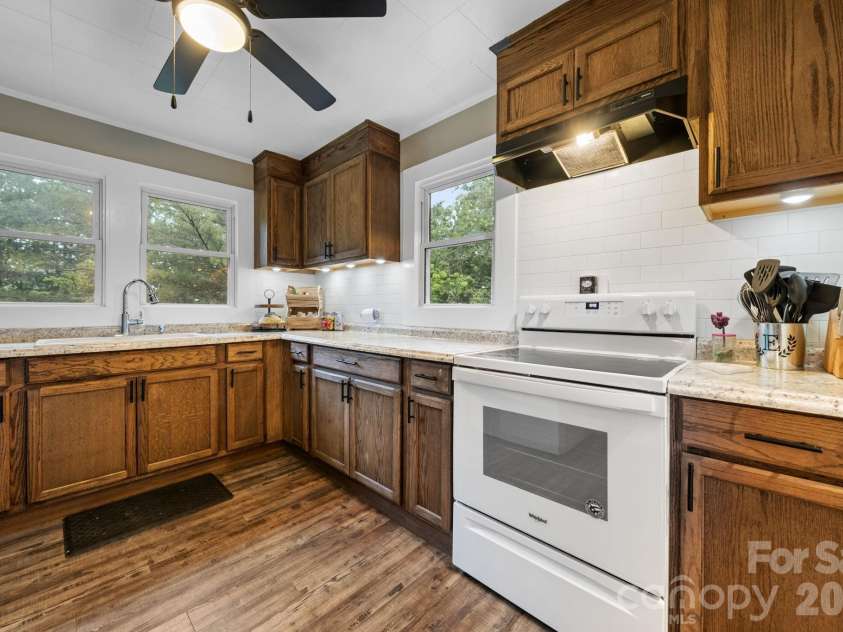 2990 Old NC 18 None, Morganton, NC 28655.  MLS# CAR4385548, YatesRealty ID 25466. 