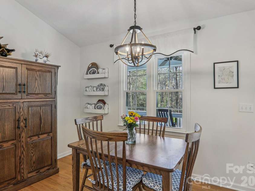 926 Camp Creek Road, Saluda, NC 28773.  MLS# CAR4368418, YatesRealty ID 25467. Dining area