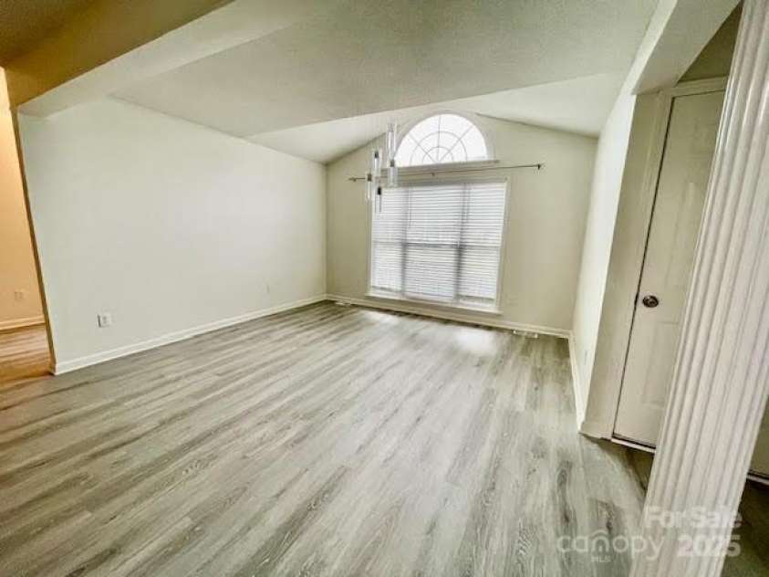 205 Hidden Spring Drive, Salisbury, NC 28147.  MLS# CAR4280315, YatesRealty ID 25468. Dinning Room