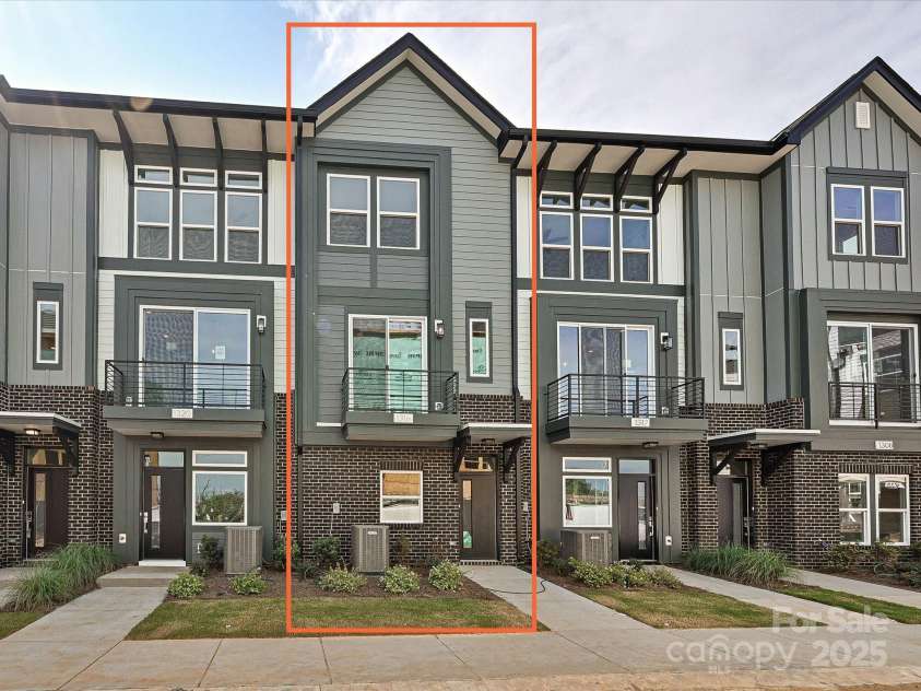 1316 Walter Taylor Way, Charlotte, NC 28206.  MLS# CAR4207720, YatesRealty ID 25469. 