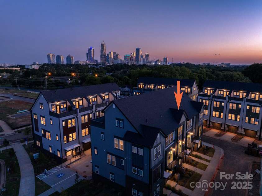 1316 Walter Taylor Way, Charlotte, NC 28206.  MLS# CAR4207720, YatesRealty ID 25469. 