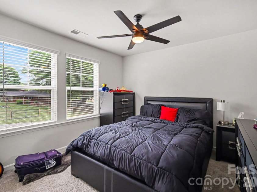 840 Carver Street, Shelby, NC 28152.  MLS# CAR4380384, YatesRealty ID 25469. 