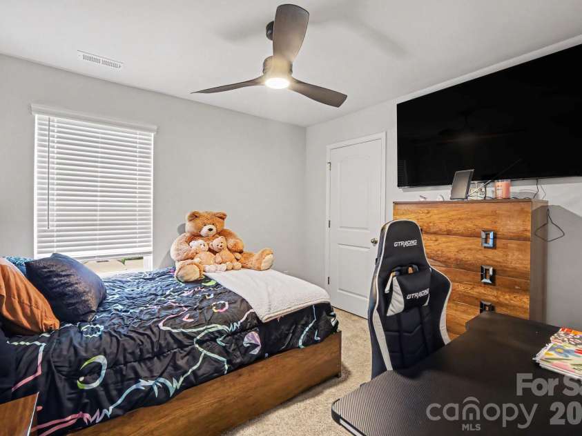 840 Carver Street, Shelby, NC 28152.  MLS# CAR4380384, YatesRealty ID 25469. 