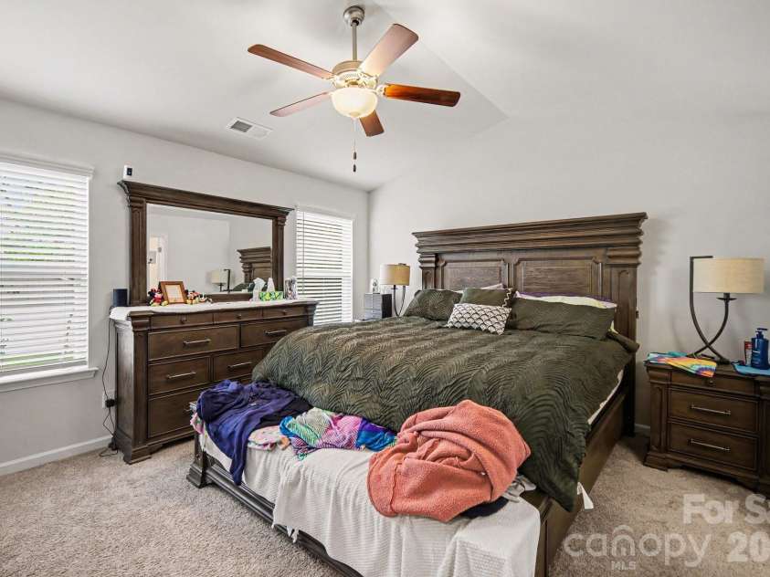 840 Carver Street, Shelby, NC 28152.  MLS# CAR4380384, YatesRealty ID 25469. 