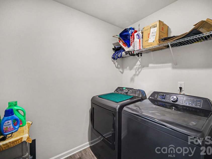 840 Carver Street, Shelby, NC 28152.  MLS# CAR4380384, YatesRealty ID 25469. 