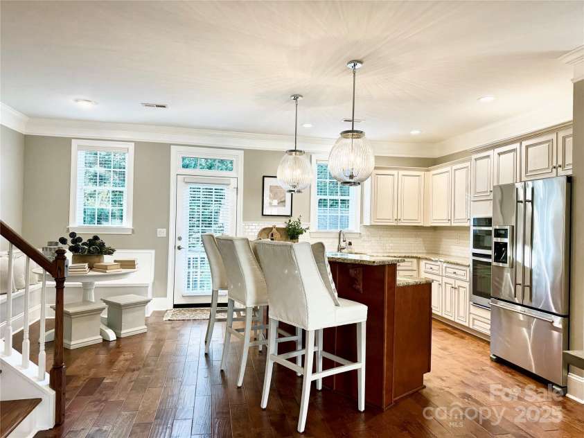 735 Amalfi Drive, Davidson, NC 28036.  MLS# CAR4237880, YatesRealty ID 2547. 