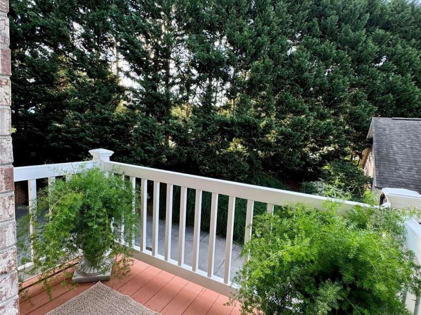 735 Amalfi Drive, Davidson, NC 28036.  MLS# CAR4237880, YatesRealty ID 2547. 