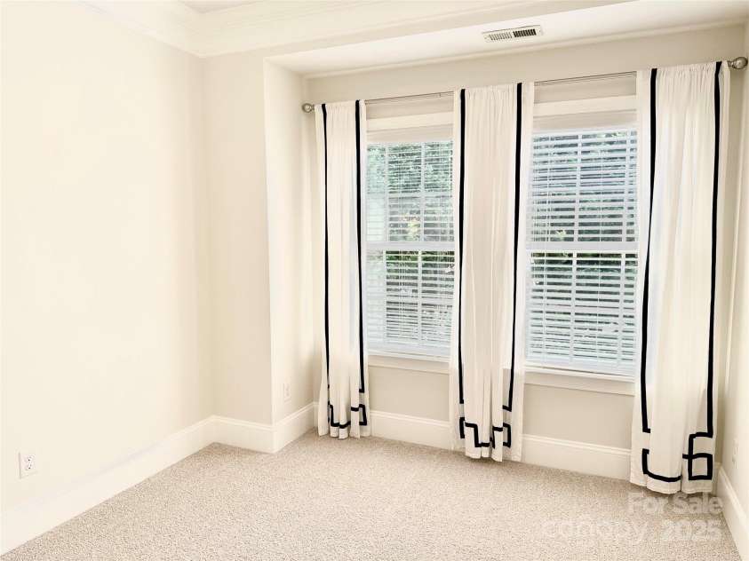 735 Amalfi Drive, Davidson, NC 28036.  MLS# CAR4237880, YatesRealty ID 2547. 