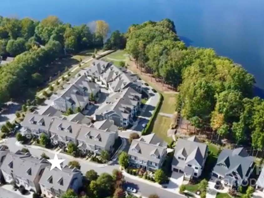 735 Amalfi Drive, Davidson, NC 28036.  MLS# CAR4237880, YatesRealty ID 2547. 