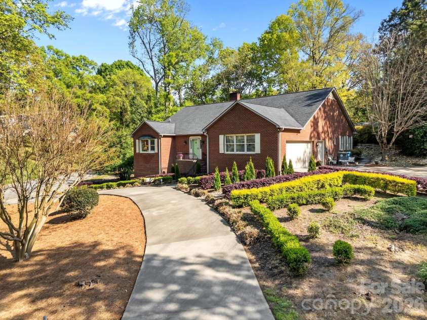 961 Confederate Avenue, Salisbury, NC 28144.  MLS# CAR4338214, YatesRealty ID 2547. 