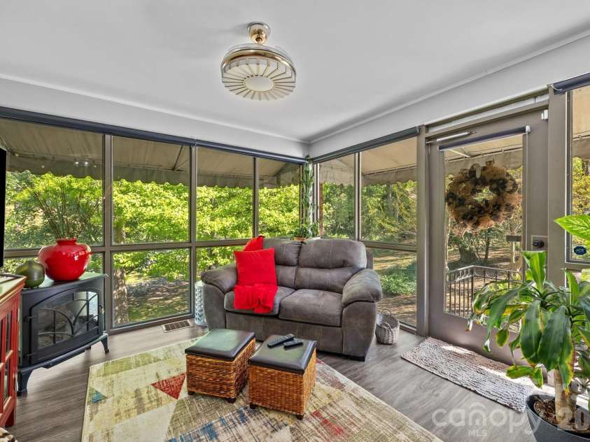 961 Confederate Avenue, Salisbury, NC 28144.  MLS# CAR4338214, YatesRealty ID 2547. 