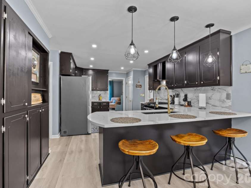 961 Confederate Avenue, Salisbury, NC 28144.  MLS# CAR4338214, YatesRealty ID 2547. 