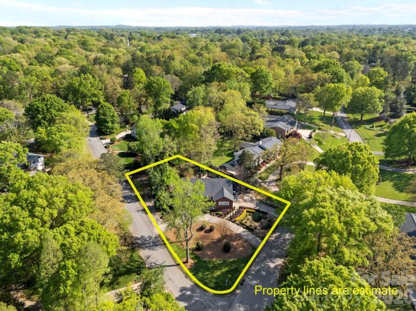 961 Confederate Avenue, Salisbury, NC 28144.  MLS# CAR4338214, YatesRealty ID 2547. 