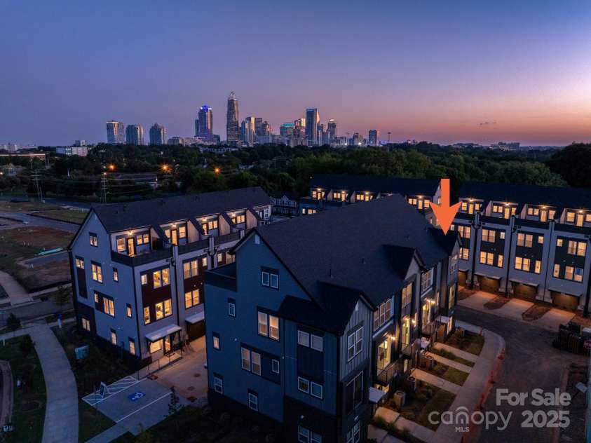 1308 Walter Taylor Way, Charlotte, NC 28206.  MLS# CAR4207800, YatesRealty ID 25470. 