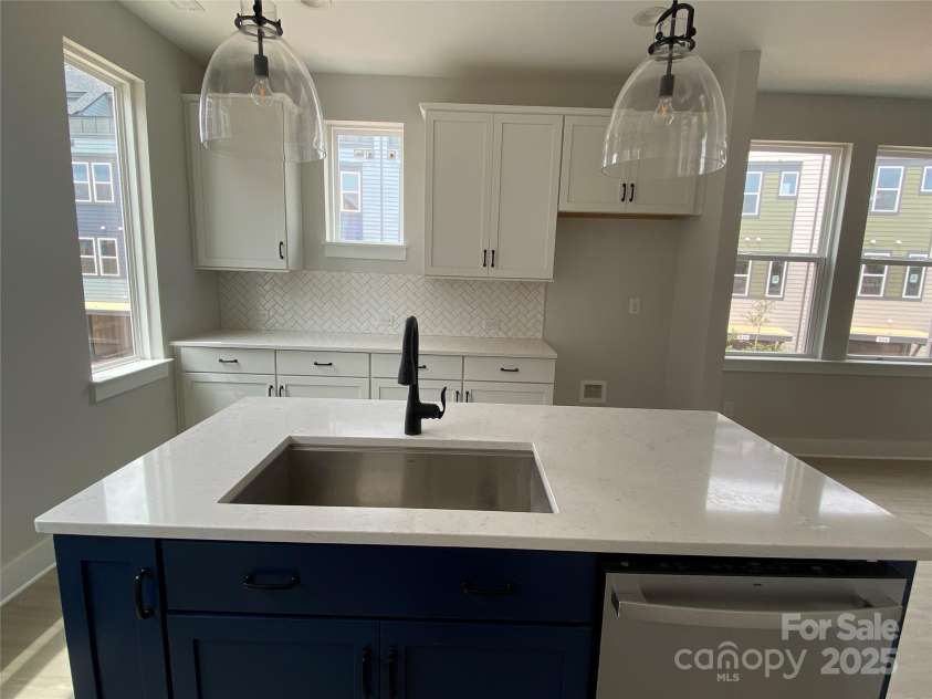 1308 Walter Taylor Way, Charlotte, NC 28206.  MLS# CAR4207800, YatesRealty ID 25470. Kitchen