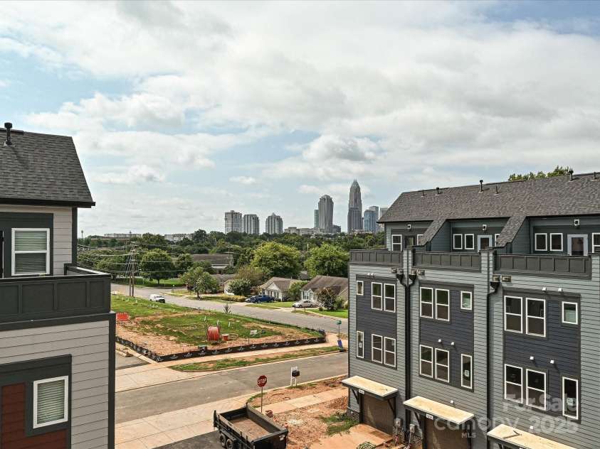 1308 Walter Taylor Way, Charlotte, NC 28206.  MLS# CAR4207800, YatesRealty ID 25470. Rooftop Terrace View