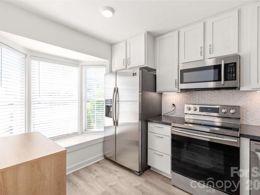 204 Heritage Parkway, Fort Mill, SC 29715.  MLS# CAR4385025, YatesRealty ID 25470. 