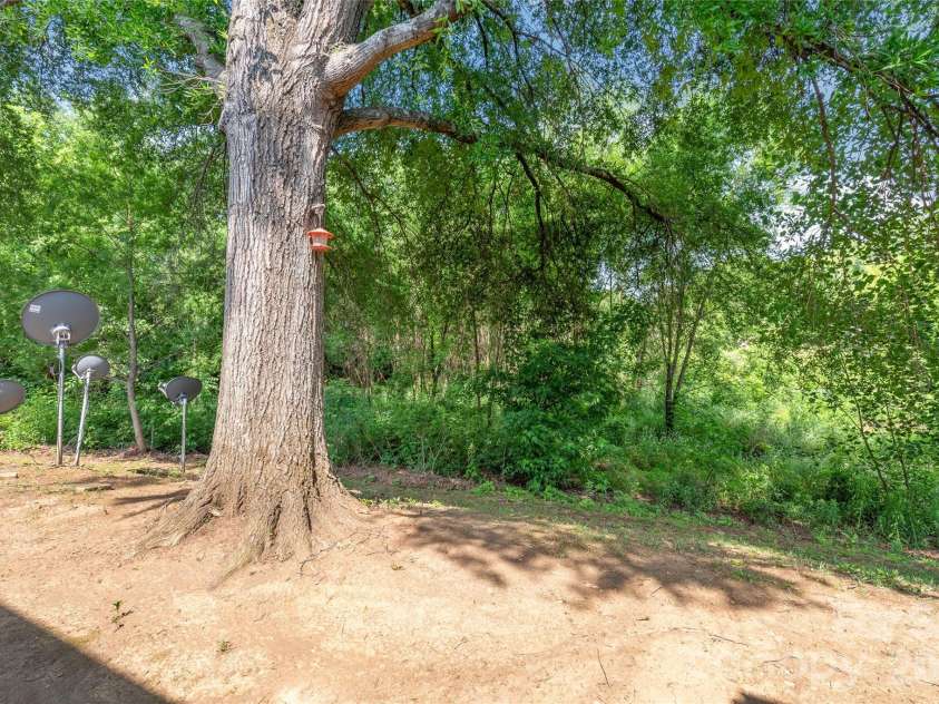 204 Heritage Parkway, Fort Mill, SC 29715.  MLS# CAR4385025, YatesRealty ID 25470. 