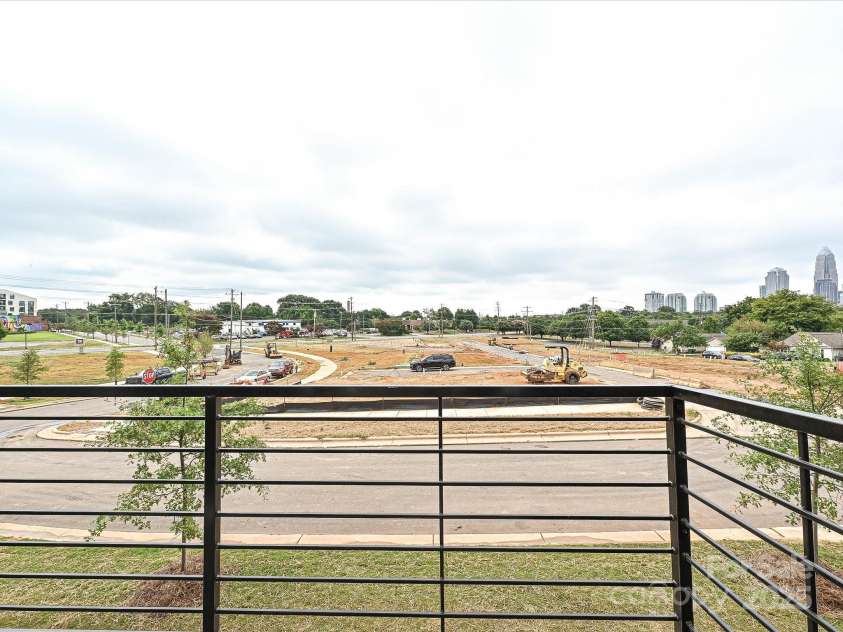 1611 Polk Street, Charlotte, NC 28206.  MLS# CAR4207832, YatesRealty ID 25471. Kitchen Terrace