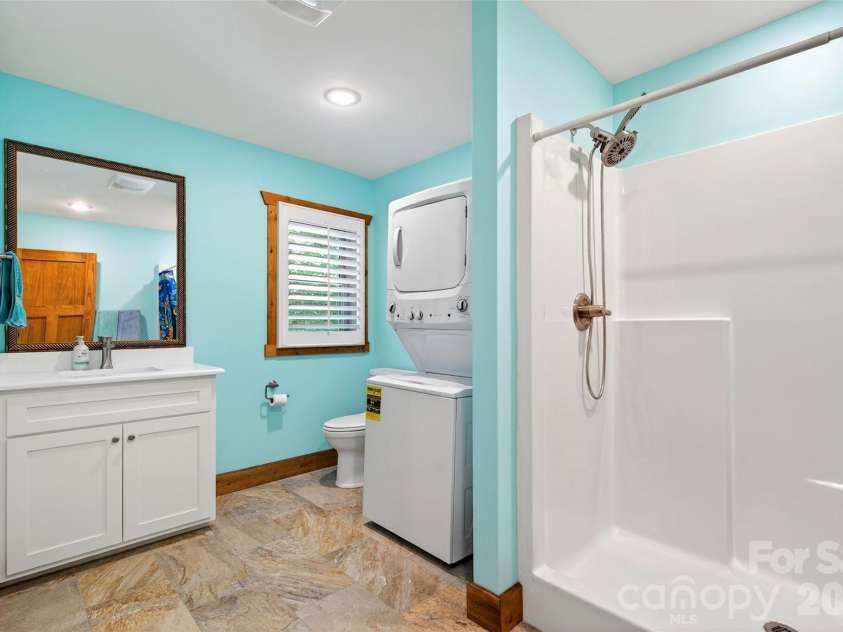 225 Henrys Glen Drive, Morganton, NC 28655.  MLS# CAR4280672, YatesRealty ID 25471. 