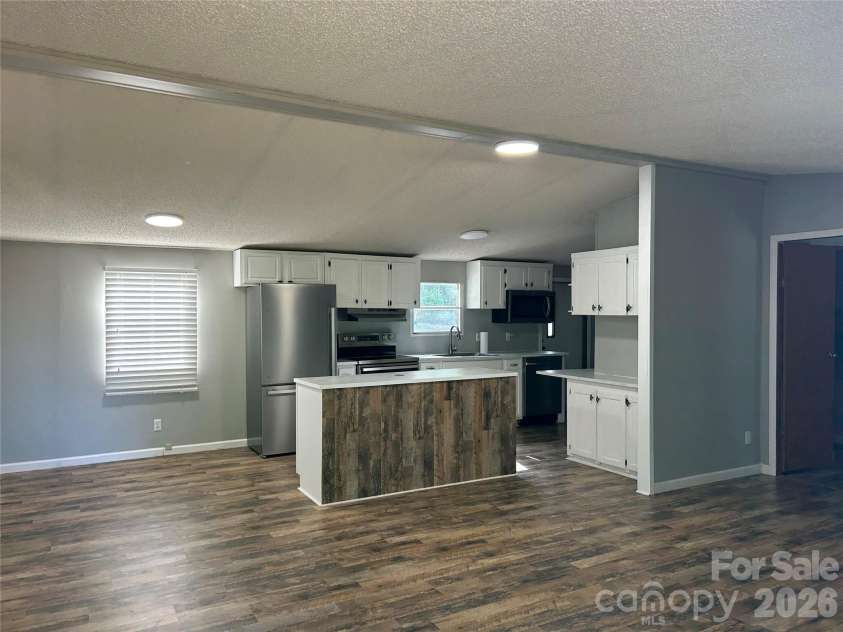 370 Walker Road, Nebo, NC 28761.  MLS# CAR4383415, YatesRealty ID 25472. Kitchen