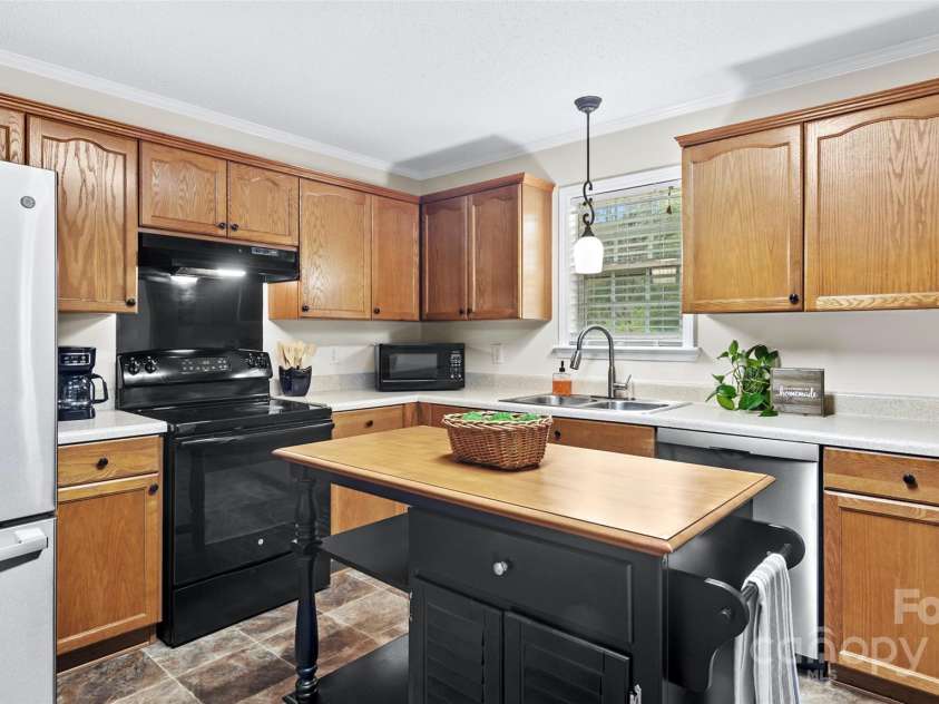 775 Bolick Road, Fort Mill, SC 29707.  MLS# CAR4243039, YatesRealty ID 25473. 