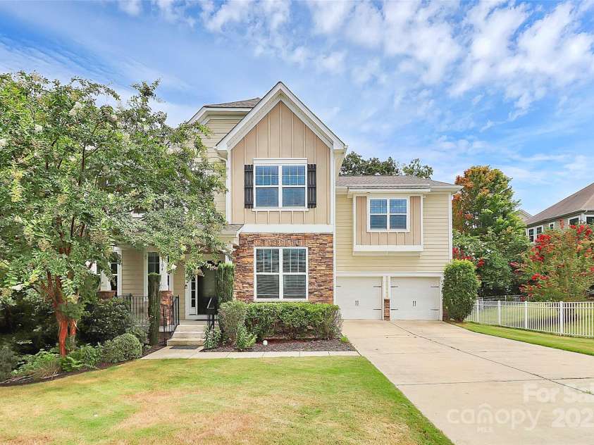 1104 Snowbird Lane, Waxhaw, NC 28173.  MLS# CAR4288166, YatesRealty ID 25474. 