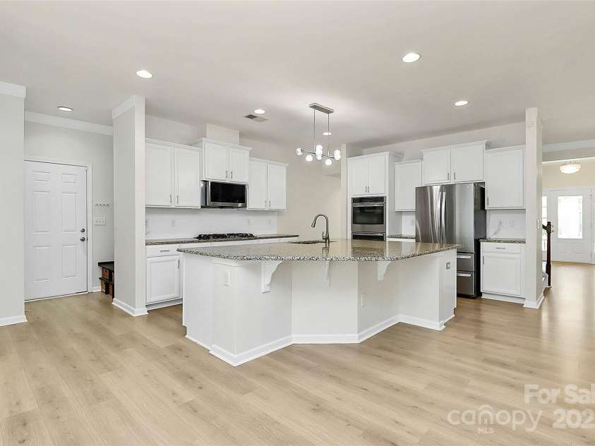 1104 Snowbird Lane, Waxhaw, NC 28173.  MLS# CAR4288166, YatesRealty ID 25474. 