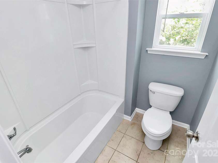 1104 Snowbird Lane, Waxhaw, NC 28173.  MLS# CAR4288166, YatesRealty ID 25474. 