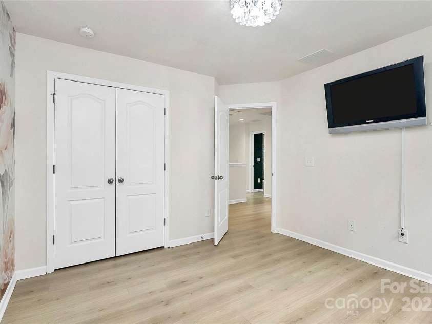 1104 Snowbird Lane, Waxhaw, NC 28173.  MLS# CAR4288166, YatesRealty ID 25474. 