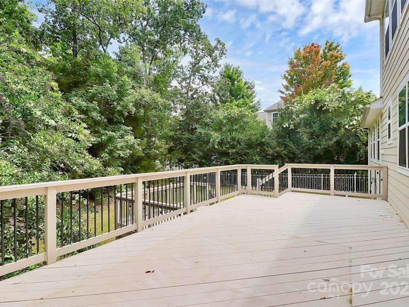 1104 Snowbird Lane, Waxhaw, NC 28173.  MLS# CAR4288166, YatesRealty ID 25474. Lower Deck