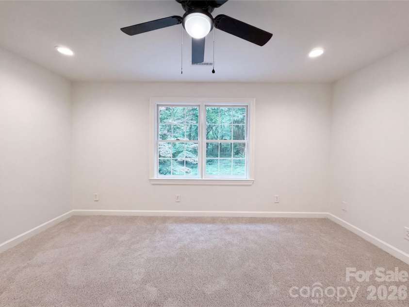 318 Valley Stream Road, Statesville, NC 28677.  MLS# CAR4381087, YatesRealty ID 25475. 